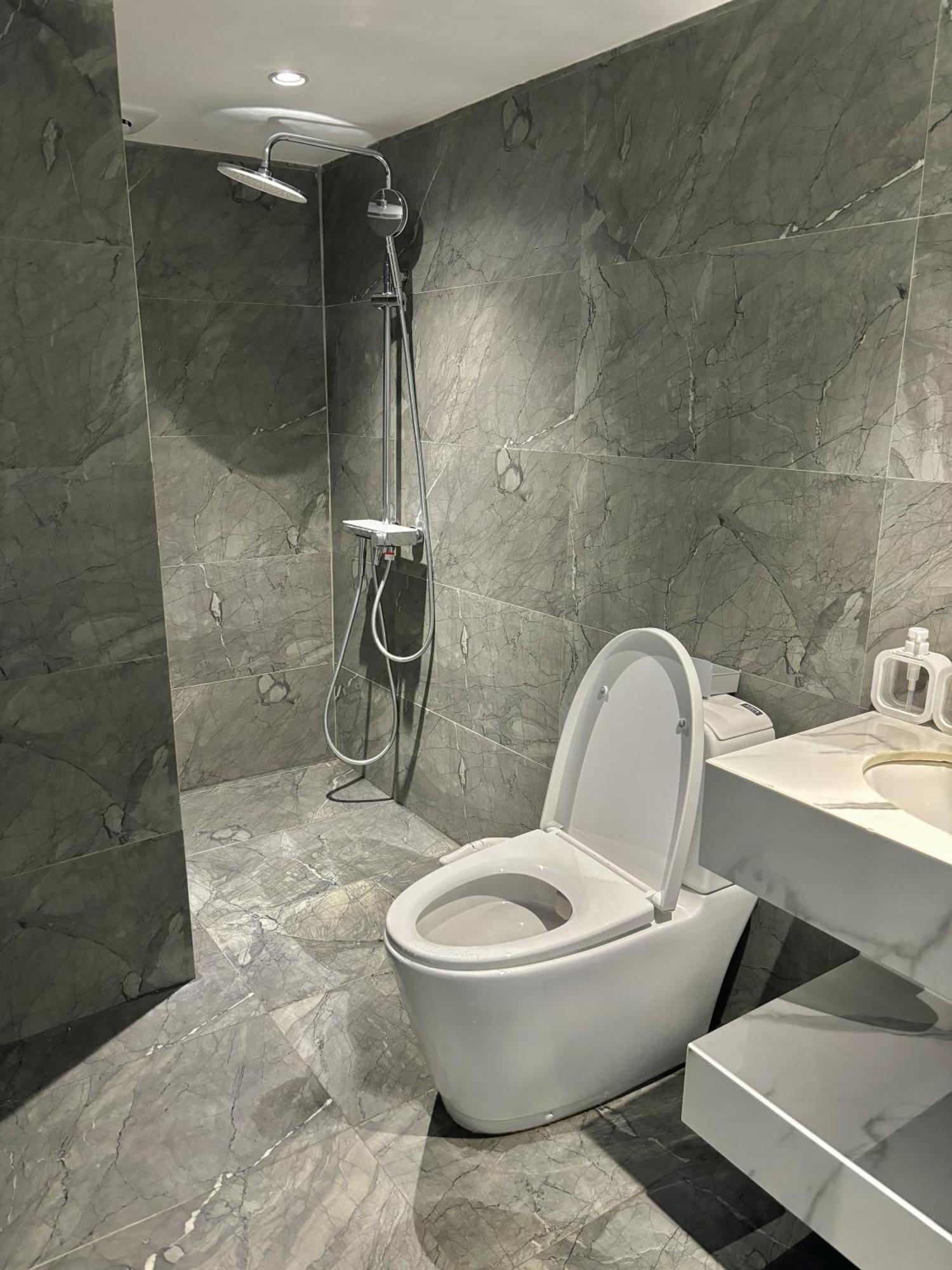 Hotel Ceva & Da Nang